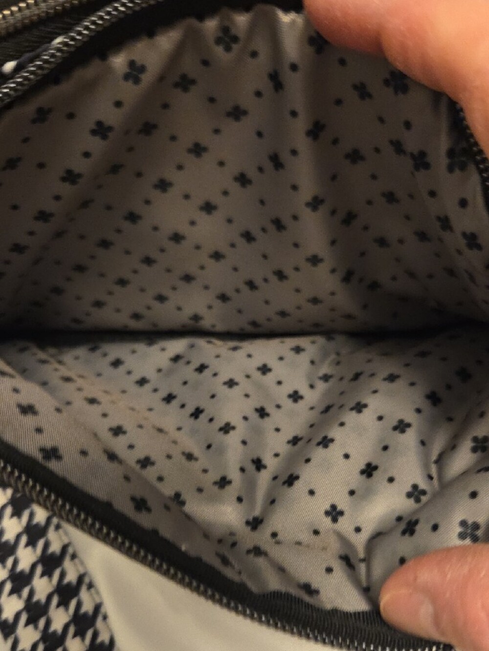 Lug Black and White Houndstooth Crossbody Super Coupe with Adjustable Strap - Picture 6 of 7